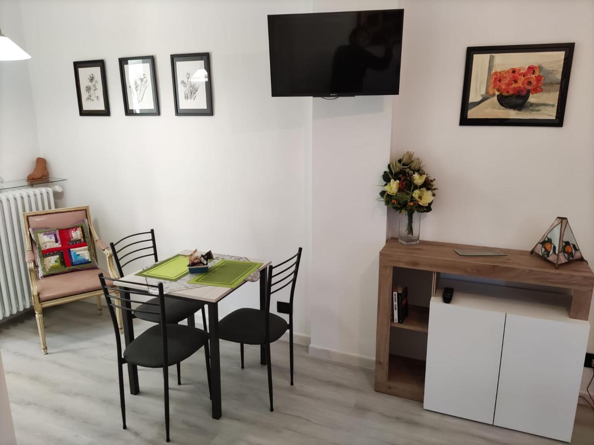 Villa Nina Sangano Bilik gambar
